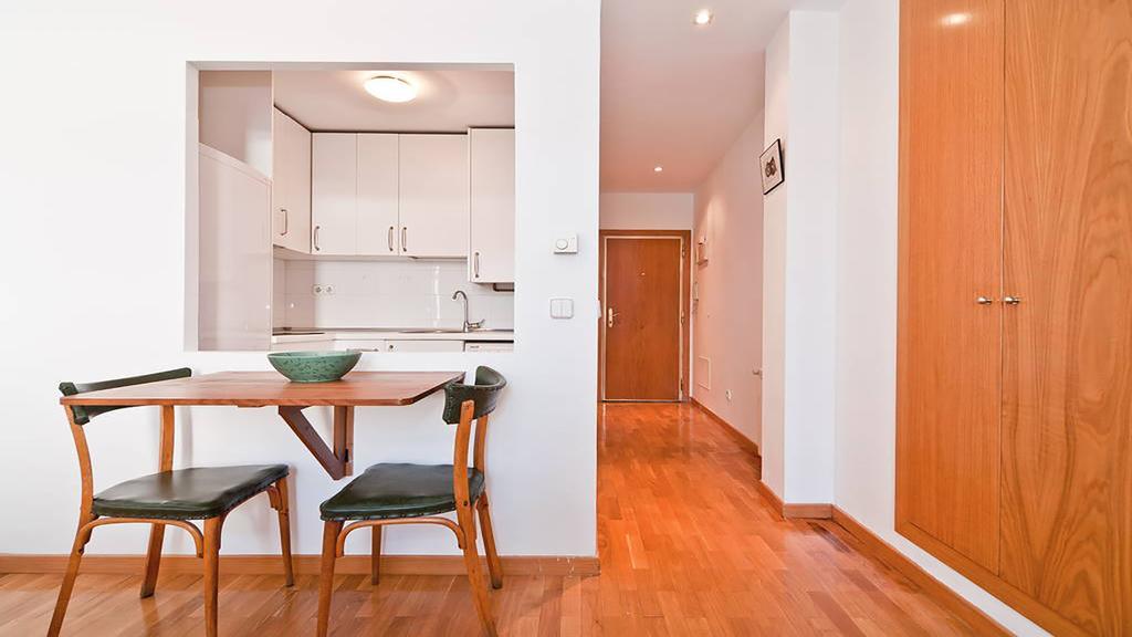 Concepcion Jeronima Apartment มาดริด ภายนอก รูปภาพ