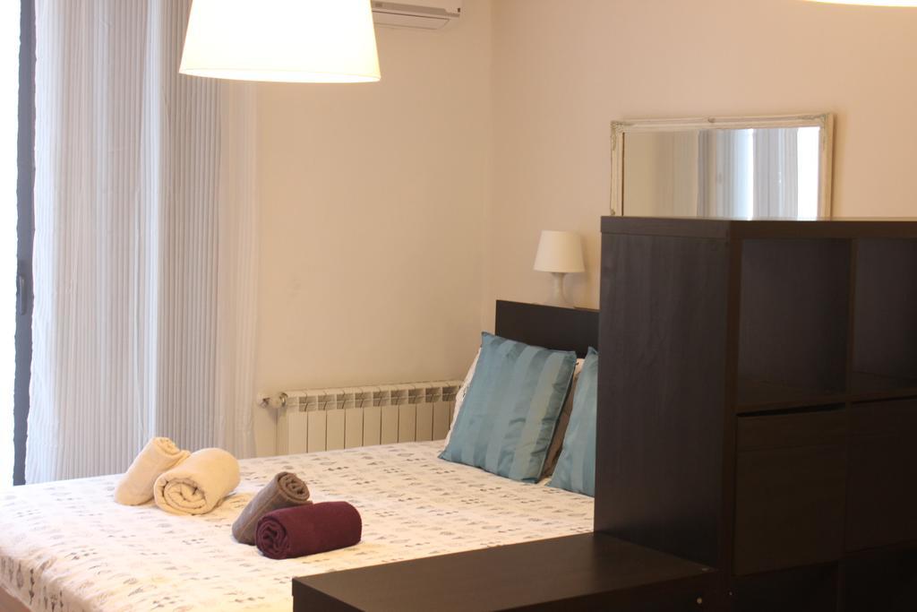 Concepcion Jeronima Apartment มาดริด ภายนอก รูปภาพ